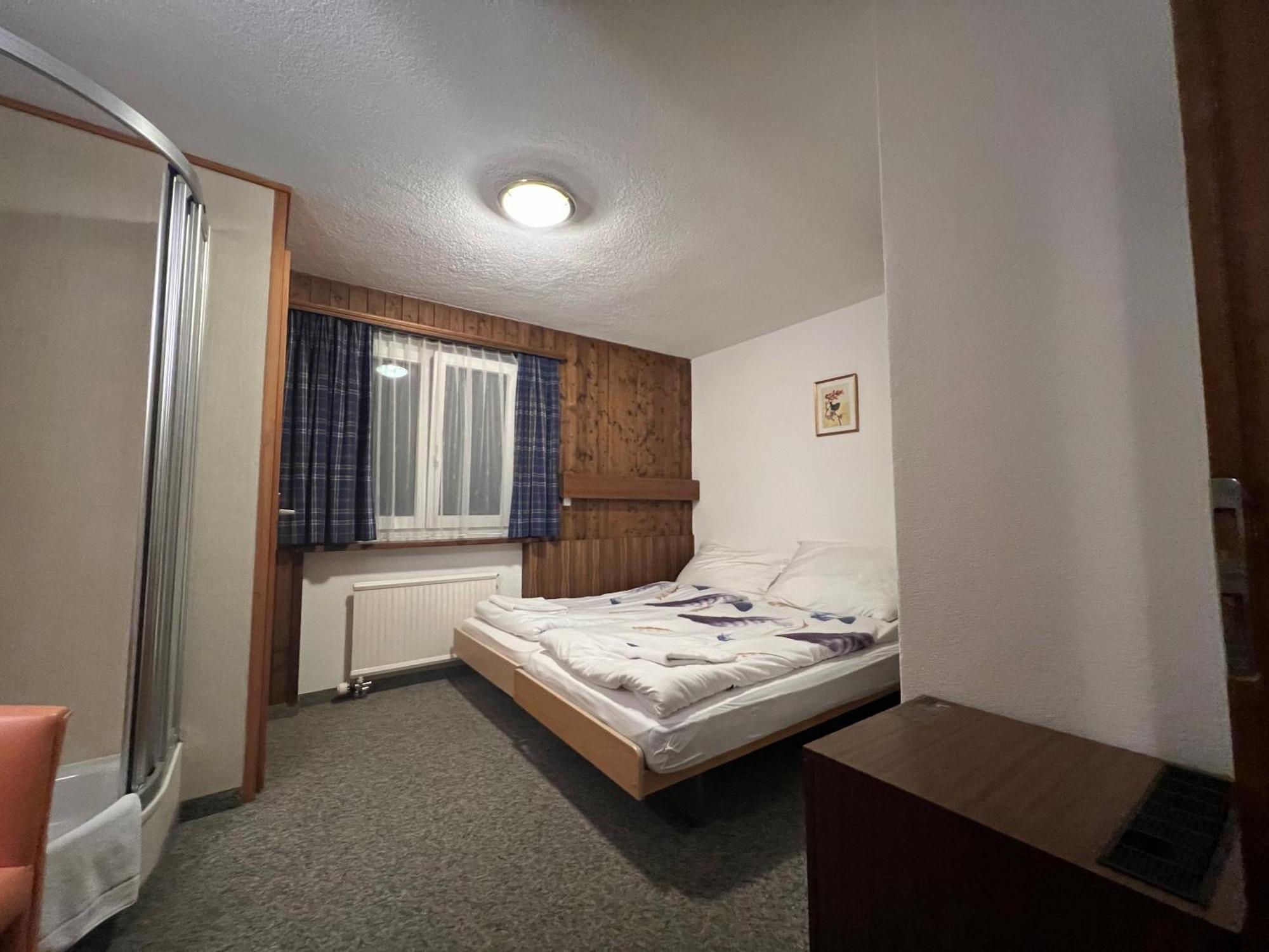 Romantic Room With Private Bathroom Saas im Prattigau Екстер'єр фото