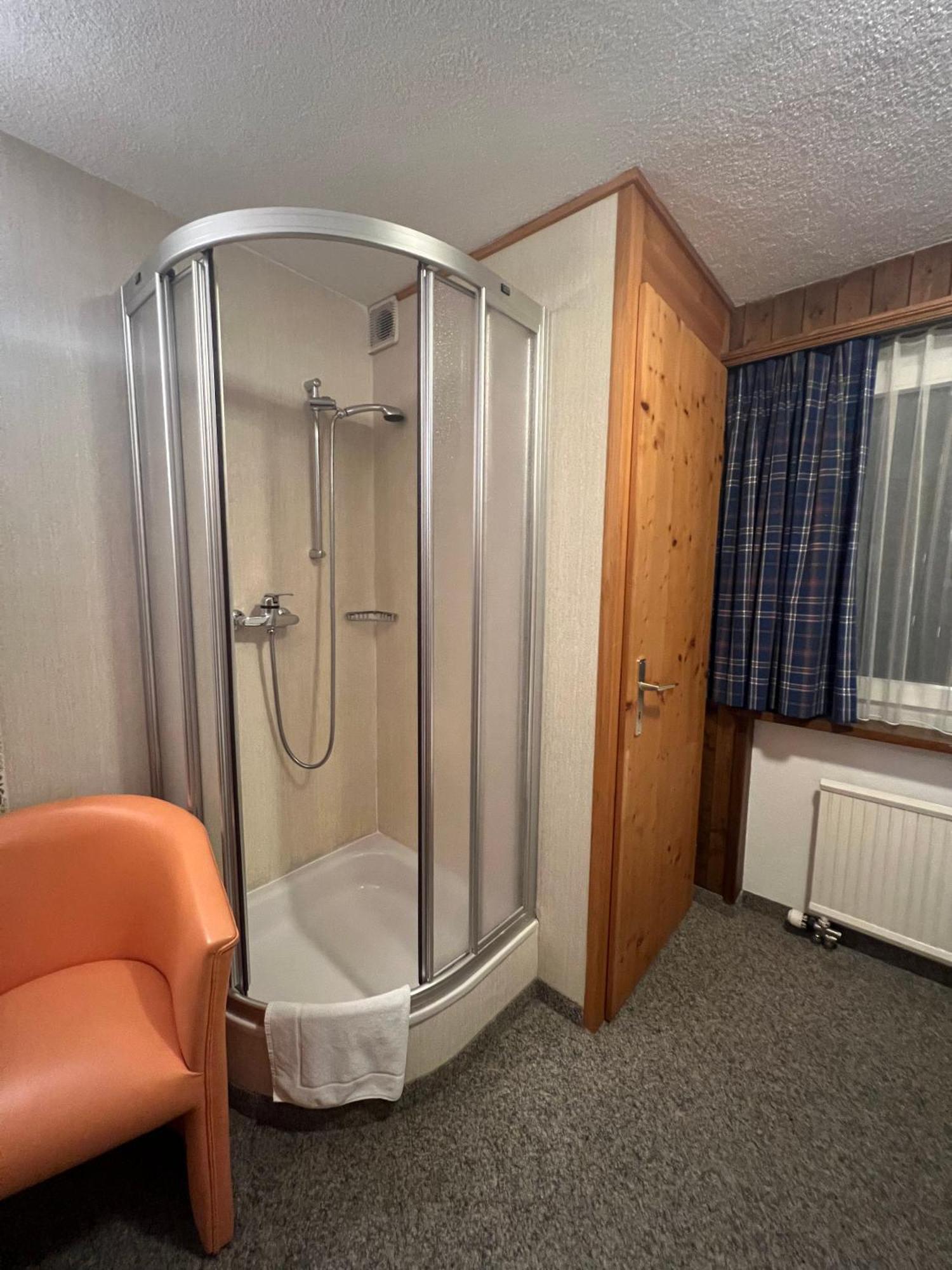 Romantic Room With Private Bathroom Saas im Prattigau Екстер'єр фото